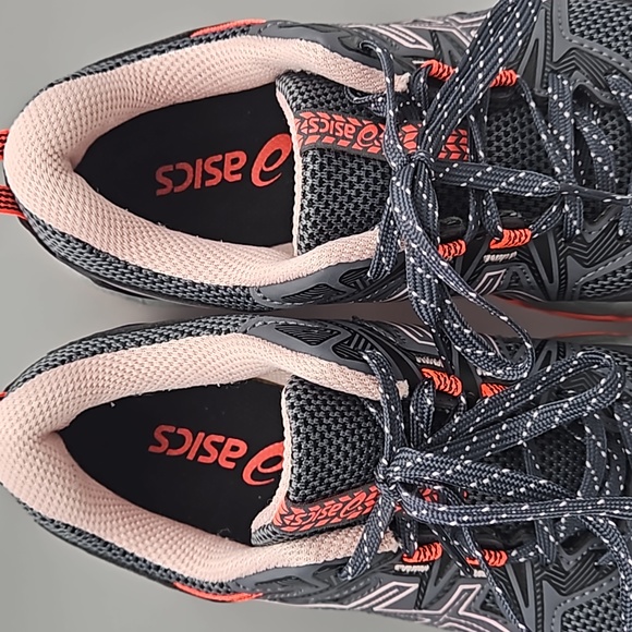 Asics Gel Venture 8 Women's Size 7.5 Wide Athletic Trail Running Sneaker… - Picture 4 of 8